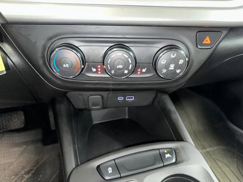 Certified 2024 Chevrolet Trax LS w/ LS Convenience Package image 11