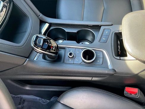 Certified 2025 Cadillac XT5 Premium Luxury image 18