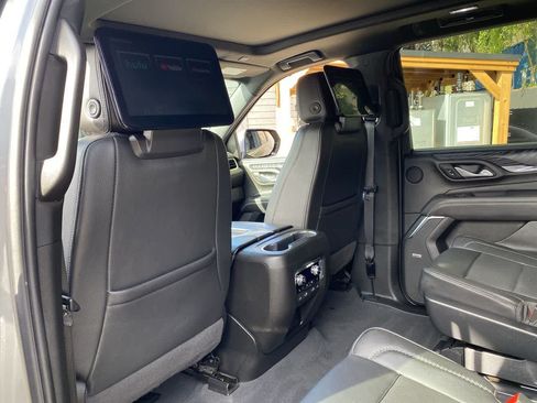 Used 2023 GMC Yukon Denali w/ Denali Reserve Package AWD/4WD image 15
