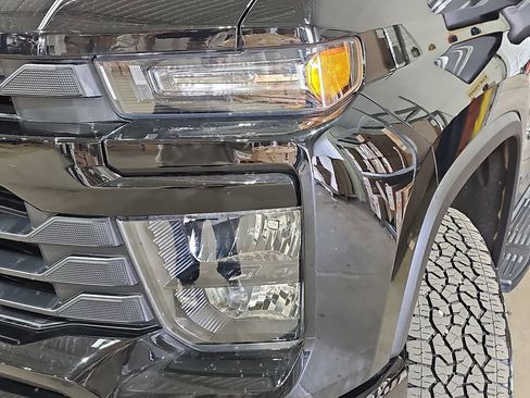 Used 2024 Chevrolet Silverado 2500 Custom w/ Custom Value Package image 35