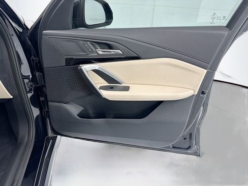 Certified 2025 BMW X1 xDrive28i w/ Technology Package image 23