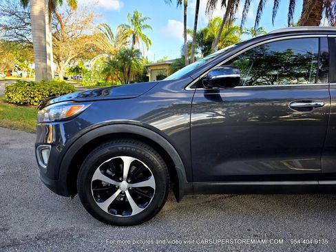 Used 2018 Kia Sorento EX image 57