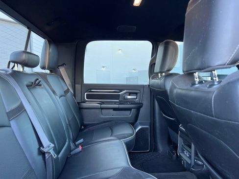 Used 2021 RAM 2500 Laramie w/ Night Edition AWD/4WD image 17