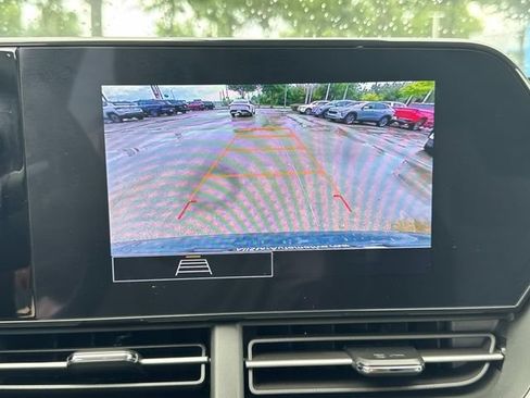 Used 2025 Chevrolet Trax LS w/ Driver Confidence Package FWD image 32