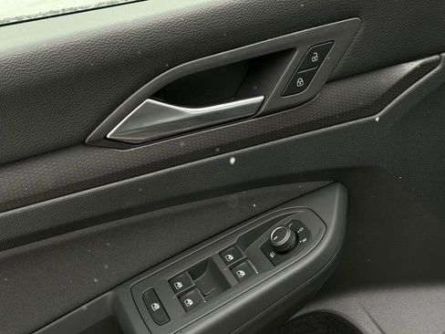 Used 2022 Volkswagen GTI SE image 20