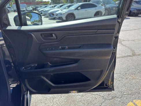 Used 2025 Honda Odyssey EX-L image 36