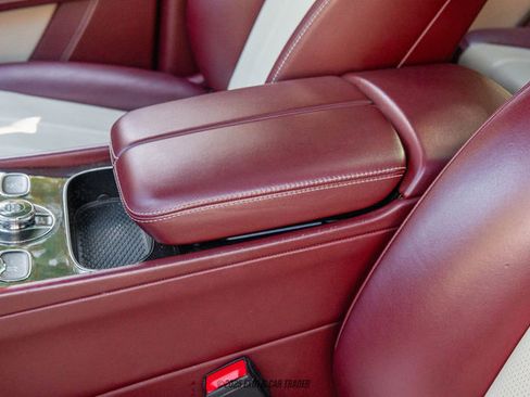 Used 2019 Bentley Bentayga image 74