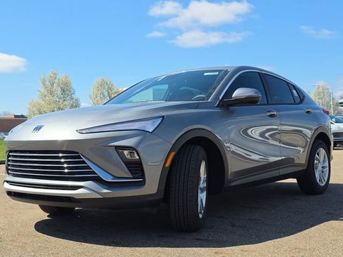 New 2026 Buick Envista Preferred image 11