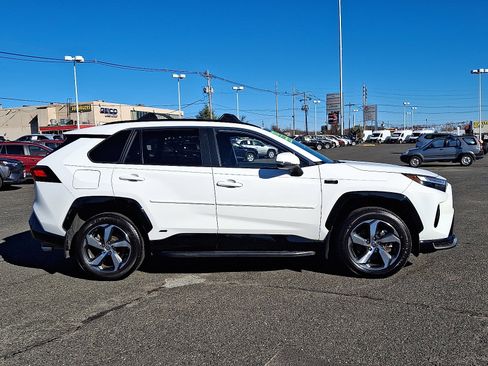 Certified 2023 Toyota RAV4 SE image 8