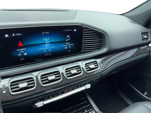 Used 2022 Mercedes-Benz GLE 350 w/ AMG Line Exterior image 23