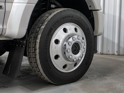 Used 2020 Ford F450 Platinum w/ FX4 Off-Road Package image 65