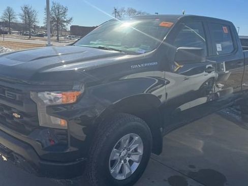 Used 2023 Chevrolet Silverado 1500 W/T w/ WT Value Package image 3
