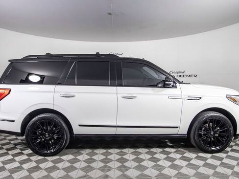 Used 2021 Lincoln Navigator Reserve image 4