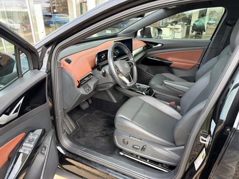 Used 2022 Volkswagen ID.4 Pro S image 10