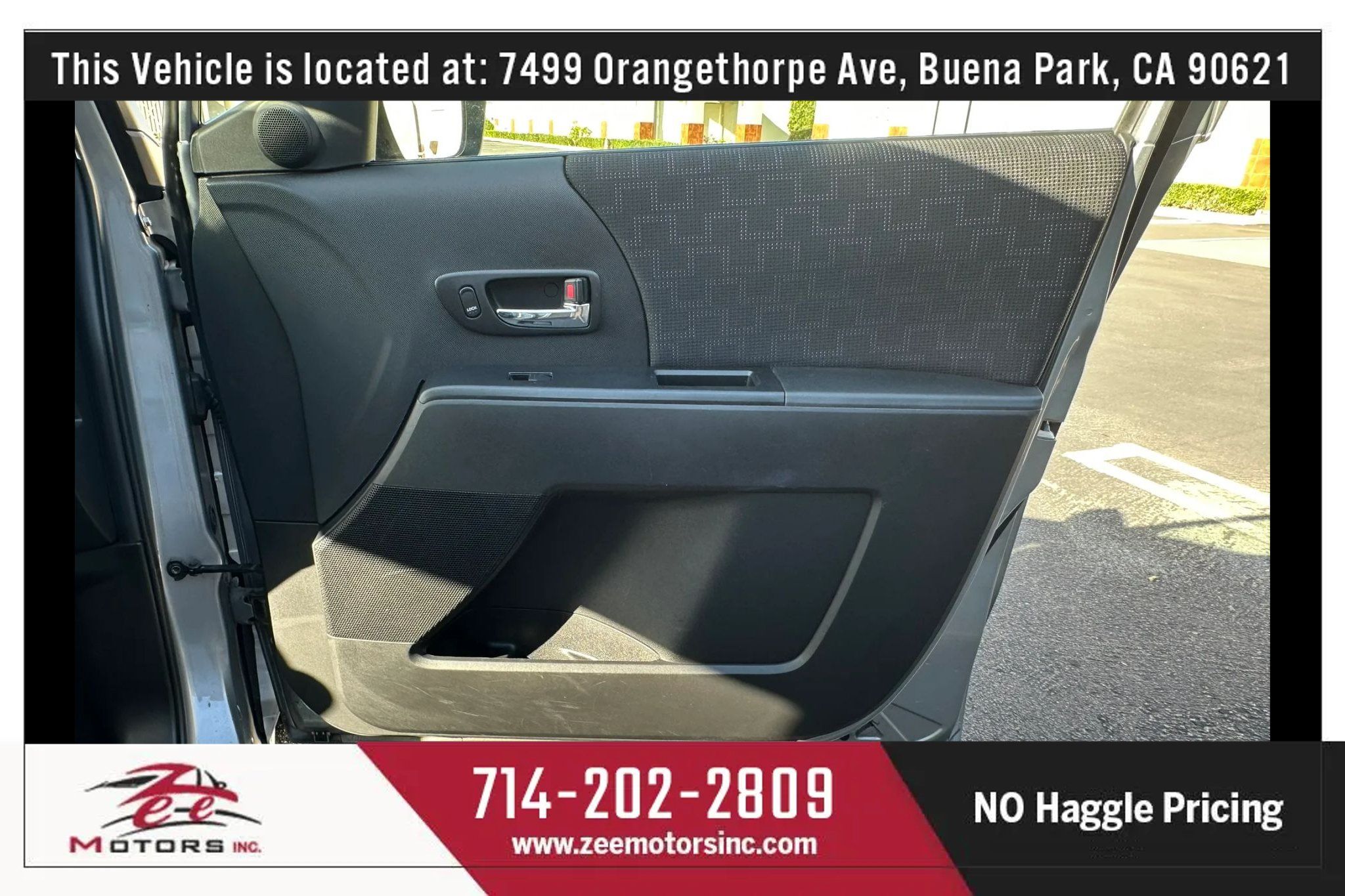 Used 2010 MAZDA MAZDA5 Sport FWD image 40