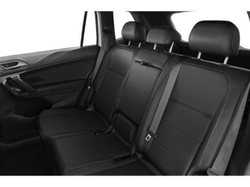 Used 2019 Volkswagen Tiguan SE w/ Panoramic Sunroof Package AWD/4WD image 13