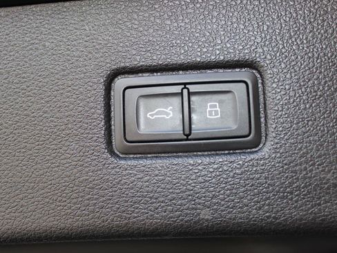Used 2017 Audi Q7 3.0T Premium Plus AWD/4WD image 16