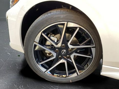 New 2025 Nissan Sentra SR image 30