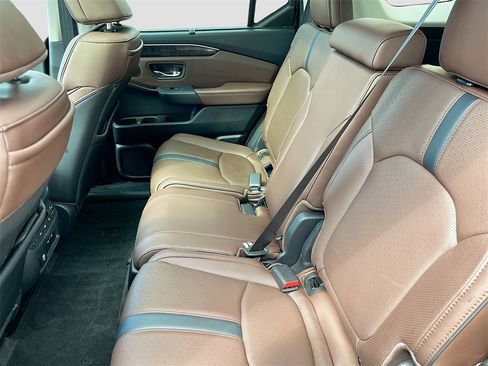 Used 2024 Honda Pilot Elite image 25