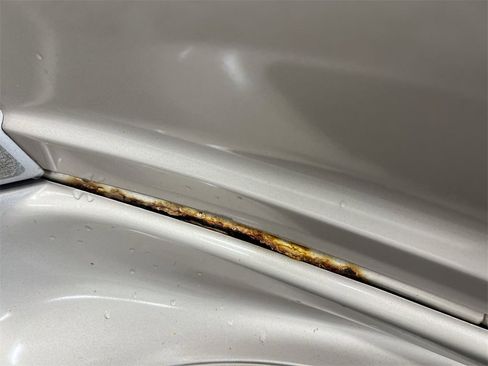 Used 1997 Ford Explorer XL image 31