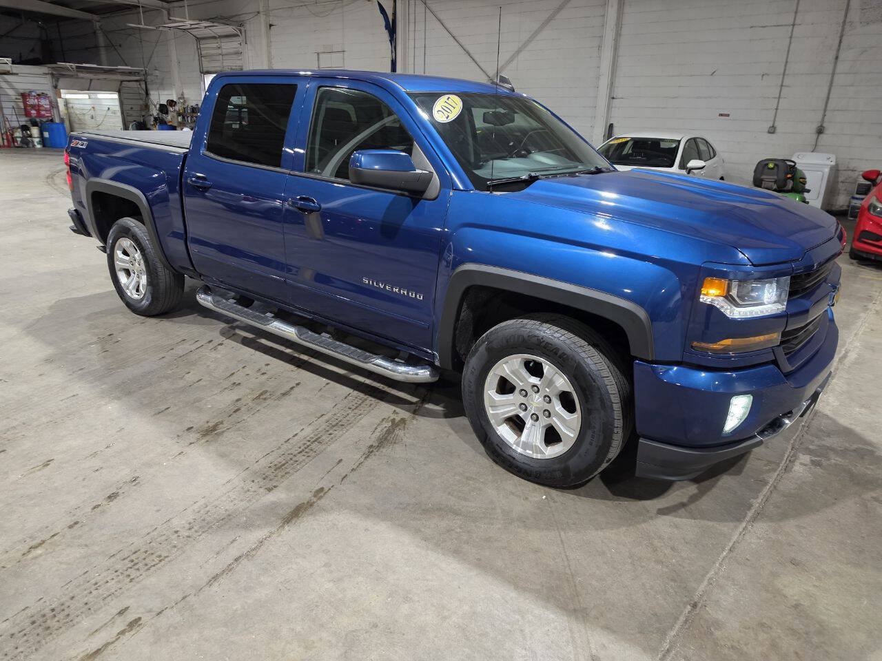 Used 2017 Chevrolet Silverado 1500 LT w/ All Star Edition AWD/4WD image 18