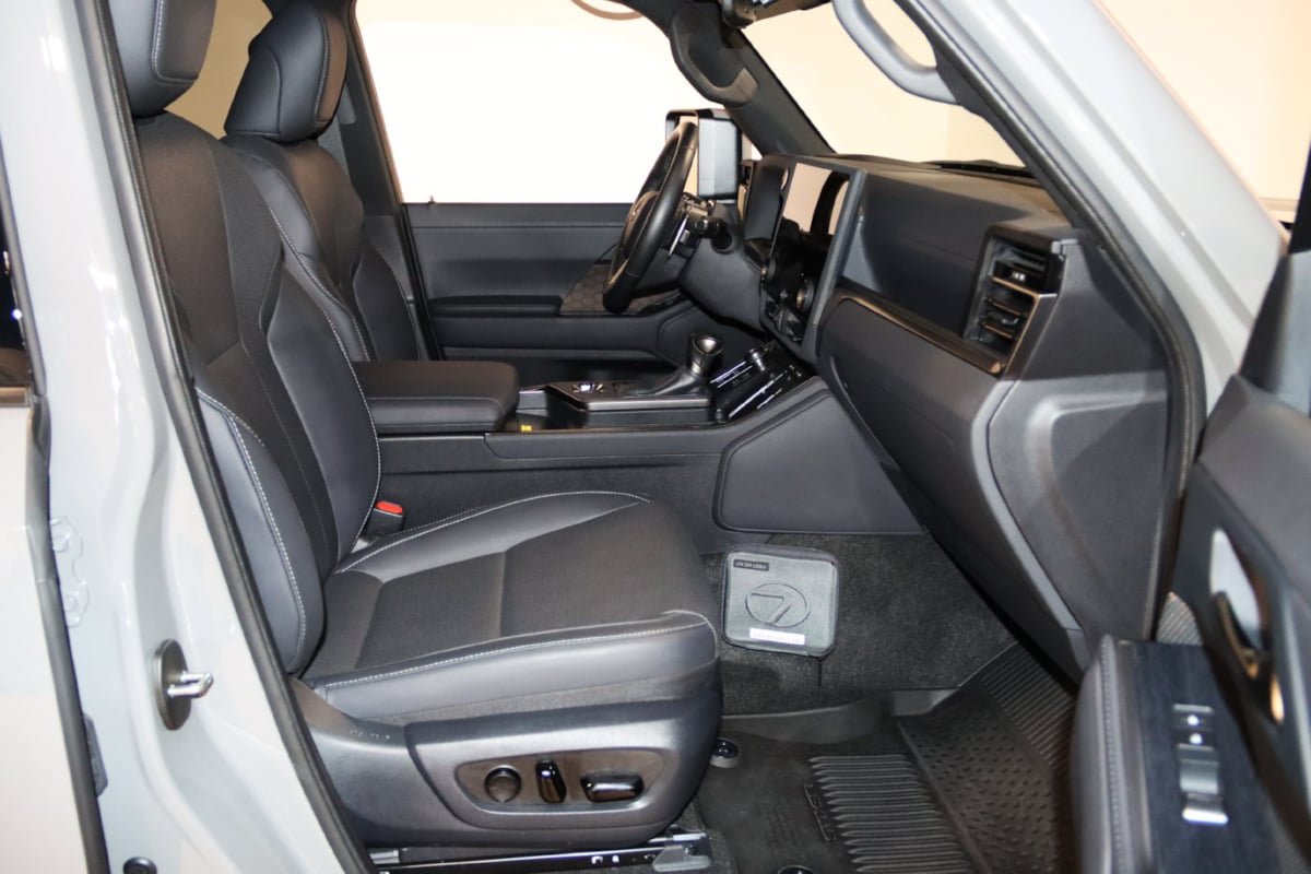 Used 2024 Lexus GX 550 w/ Accessory Package (2T) AWD/4WD image 52