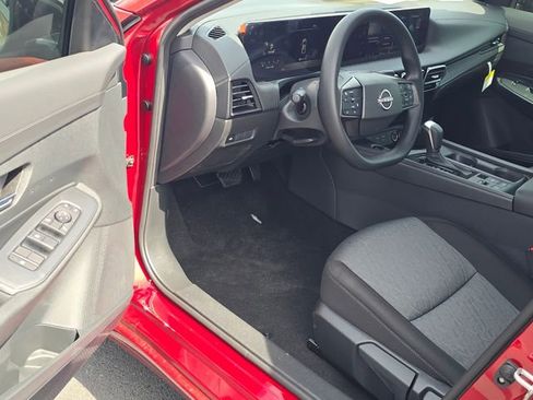 New 2026 Nissan Sentra SV w/ Floor Mat Package FWD image 9
