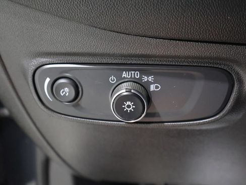 Used 2023 Chevrolet Equinox LT AWD/4WD image 33