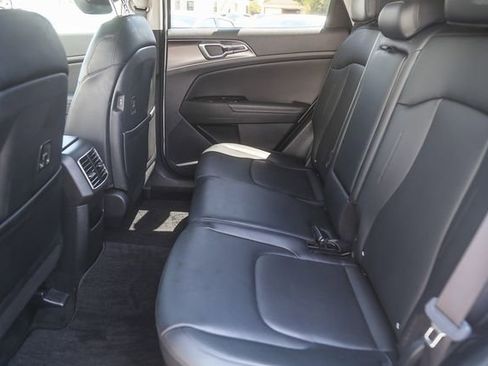 Certified 2024 Kia Sportage EX FWD image 20