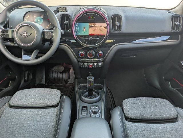 Used 2024 MINI Cooper Countryman S FWD image 25