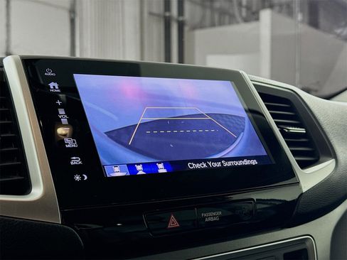 Used 2019 Honda Ridgeline RTL-T image 10