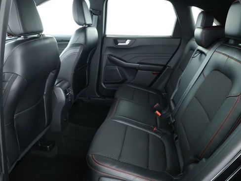 Used 2024 Ford Escape ST-Line image 18