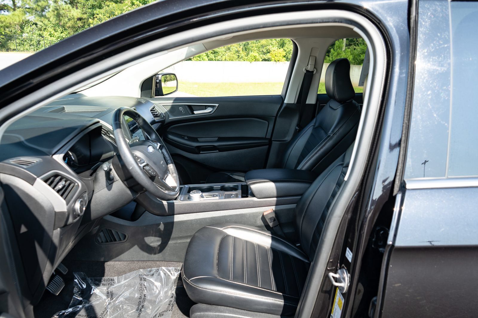 Used 2024 Ford Edge SEL AWD/4WD image 14