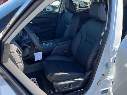 New 2026 Nissan Rogue SV image 15