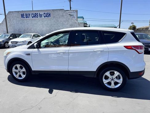 Used 2015 Ford Escape SE FWD image 14