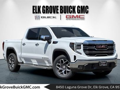 New 2025 GMC Sierra 1500 SLT w/ SLT Premium Package