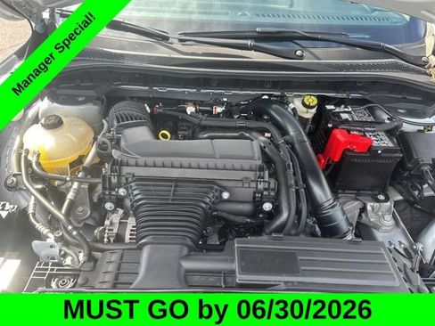 Used 2025 Ford Escape ST-Line Select AWD/4WD image 34