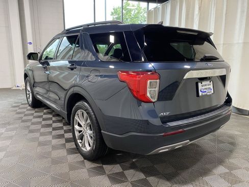 Used 2022 Ford Explorer XLT w/ Equipment Group 202A AWD/4WD image 6