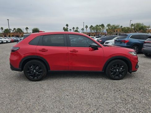 Used 2024 Honda HR-V Sport image 4