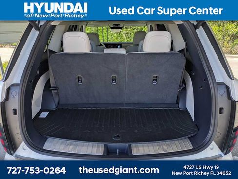 Used 2026 Hyundai Palisade Calligraphy FWD image 12