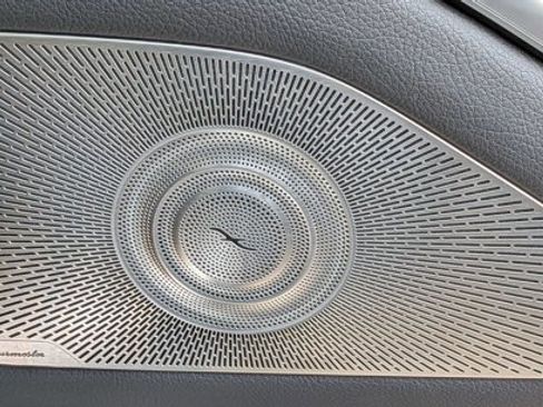 Used 2022 Mercedes-Benz S 500 4MATIC image 16