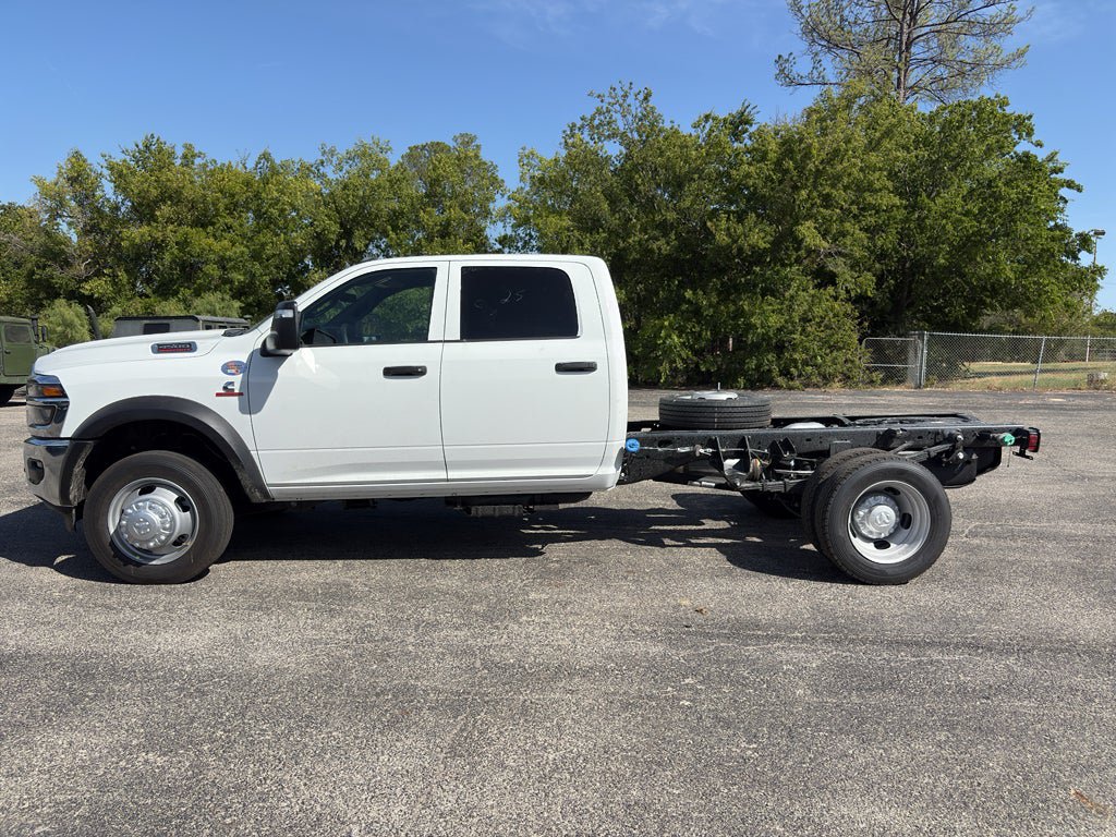 New 2026 RAM 4500 Tradesman w/ Chrome Appearance Group AWD/4WD image 8