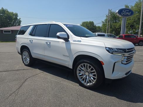 Used 2023 Chevrolet Tahoe High Country w/ Premium Package AWD/4WD image 5