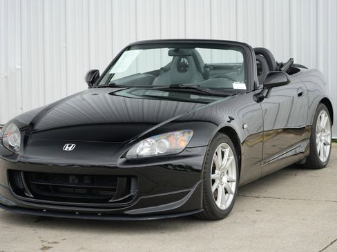 Used 2005 Honda S2000 image 33