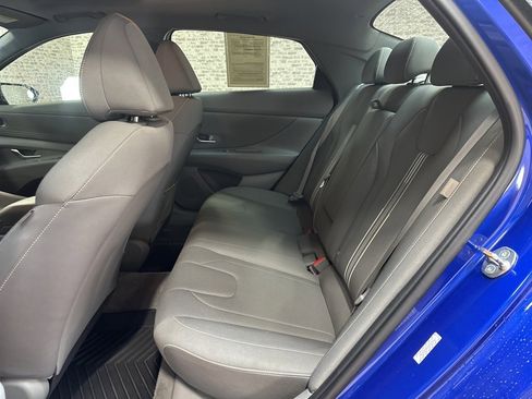 Certified 2024 Hyundai Elantra SEL w/ Convenience Package image 14