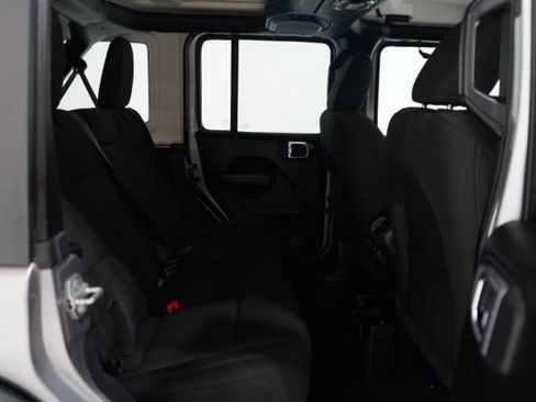 Used 2020 Jeep Wrangler Unlimited Sport S image 35