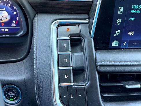 Used 2023 Chevrolet Tahoe LT RWD image 19