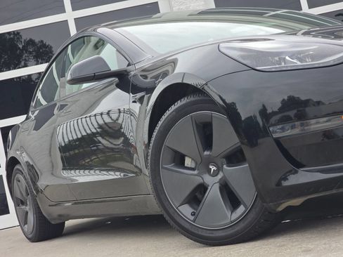 Used 2023 Tesla Model 3 Standard Range RWD image 12