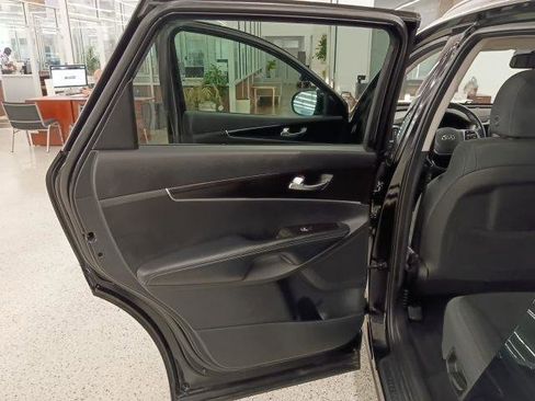Used 2019 Kia Sorento FWD V6 w/ LX V6 Convenience Package image 39