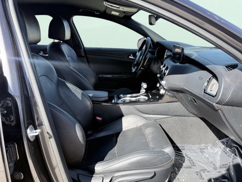 Used 2022 Kia Stinger GT-Line image 48